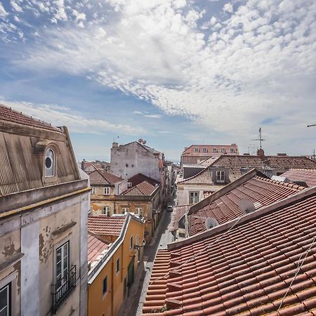 Cozy 3 Bedroom Apt In Lively Bairro Alto Lisbon Exterior photo